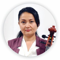 Акмарал Эмреева